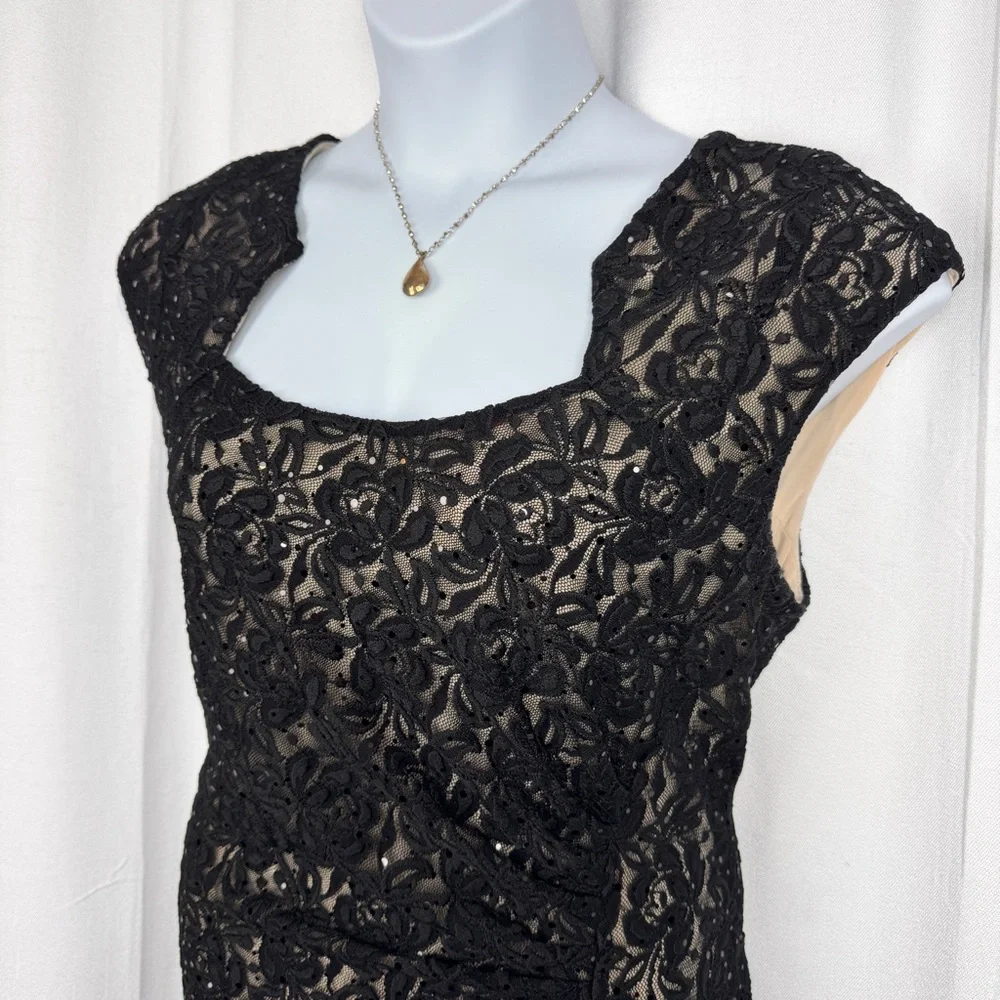 327. TAHARI Arthur S. Levine Black Lace Sequin Cocktail Dress Size 16 - Picture 4 of 10